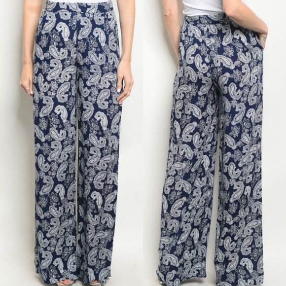 2 LEFT! Navy paisley print wide leg pants - Picture 2 of 5